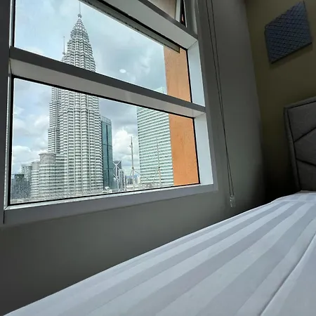 Sky Suites At Klcc By Mitstay Kuala Lumpur Exterior photo