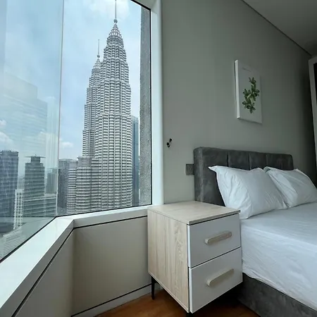 Sky Suites At Klcc By Mitstay Kuala Lumpur Exterior photo