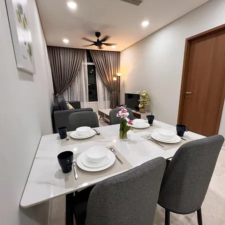 Sky Suites At Klcc By Mitstay Kuala Lumpur Exterior photo