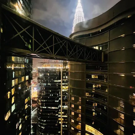 Sky Suites At Klcc By Mitstay Kuala Lumpur Room photo