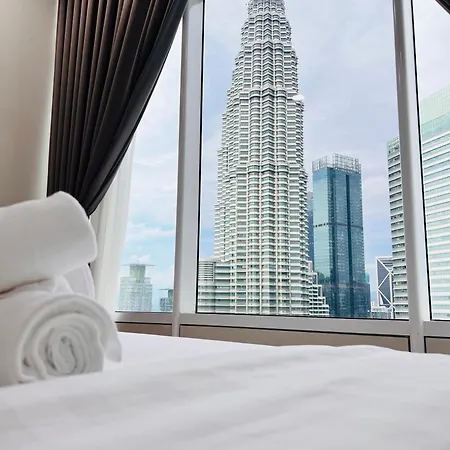 Sky Suites At Klcc By Mitstay Kuala Lumpur Exterior photo