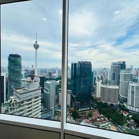Sky Suites At Klcc By Mitstay Kuala Lumpur Exterior photo
