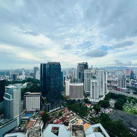 Sky Suites At Klcc By Mitstay Kuala Lumpur Room photo
