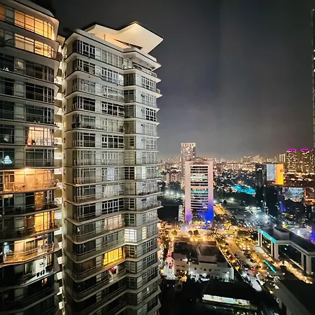 Sky Suites At Klcc By Mitstay Kuala Lumpur Exterior photo