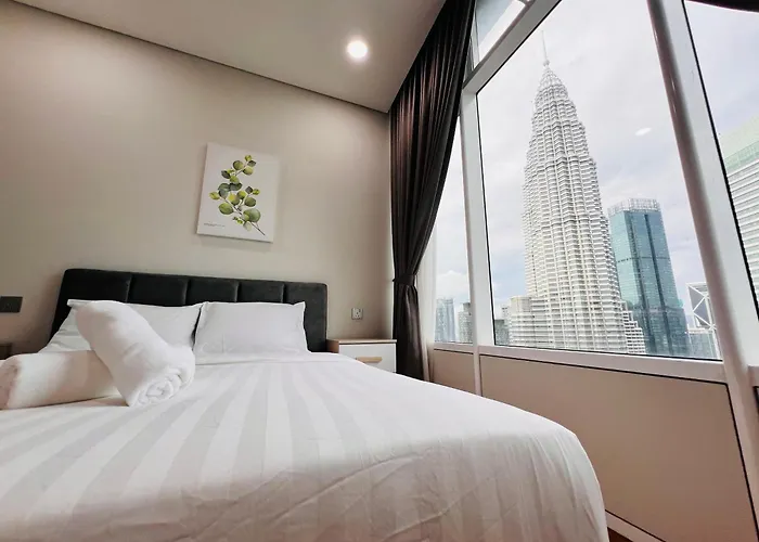 Sky Suites At Klcc By Mitstay