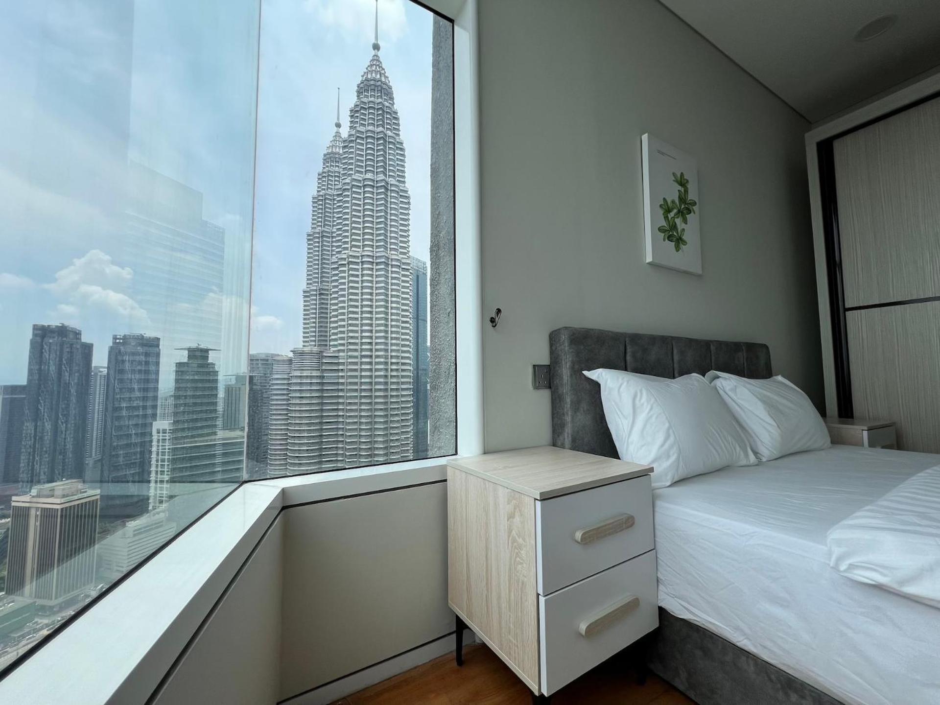 Sky At Klcc By Mitstay * Kuala Lumpur