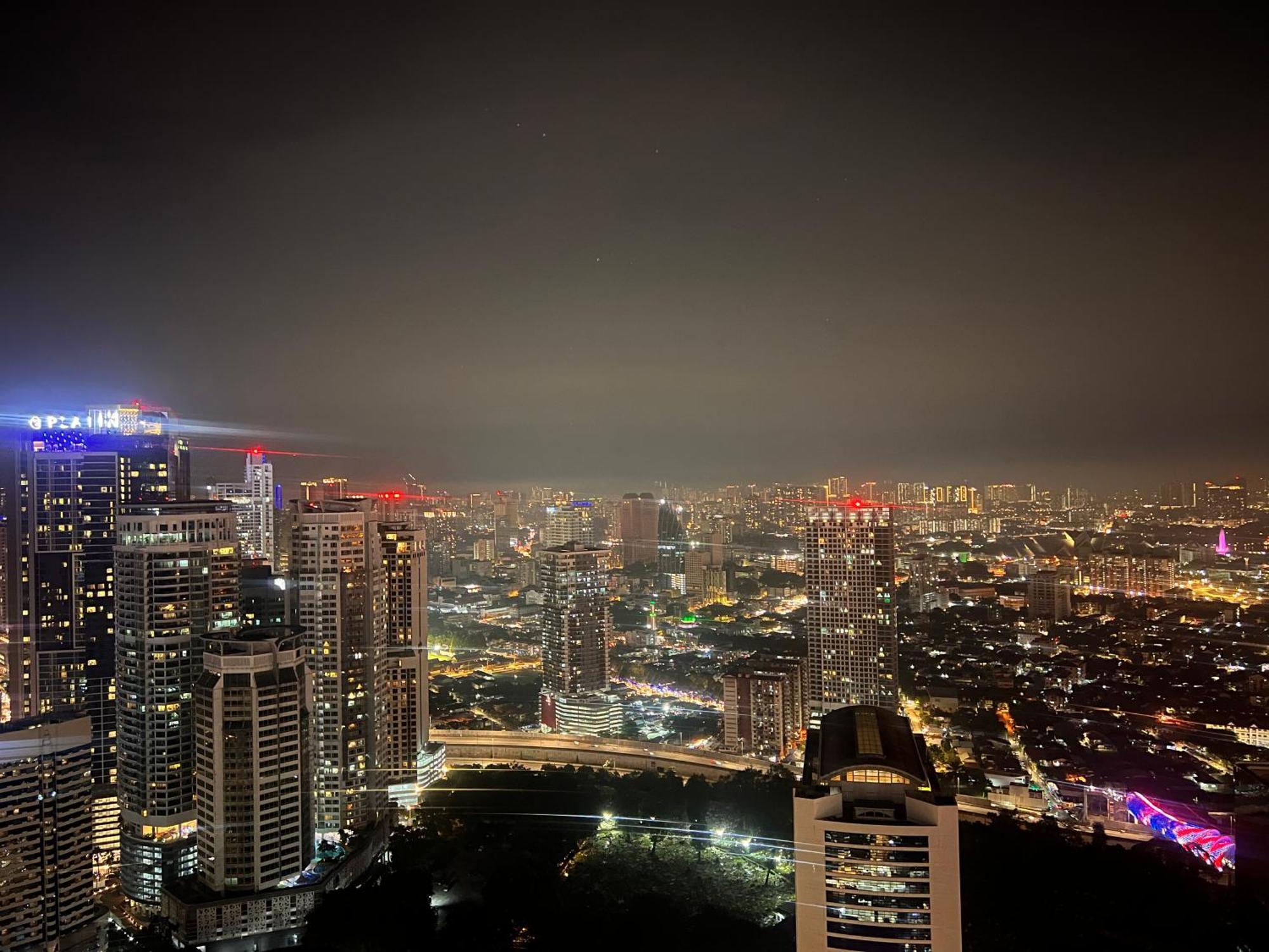 Apartment Sky At Klcc By Mitstay *