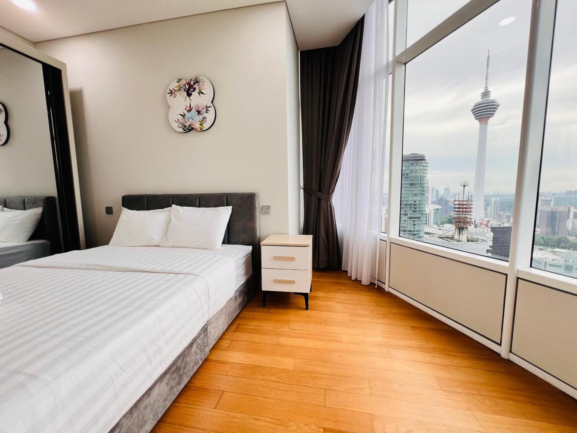 Apartment Sky At Klcc By Mitstay *