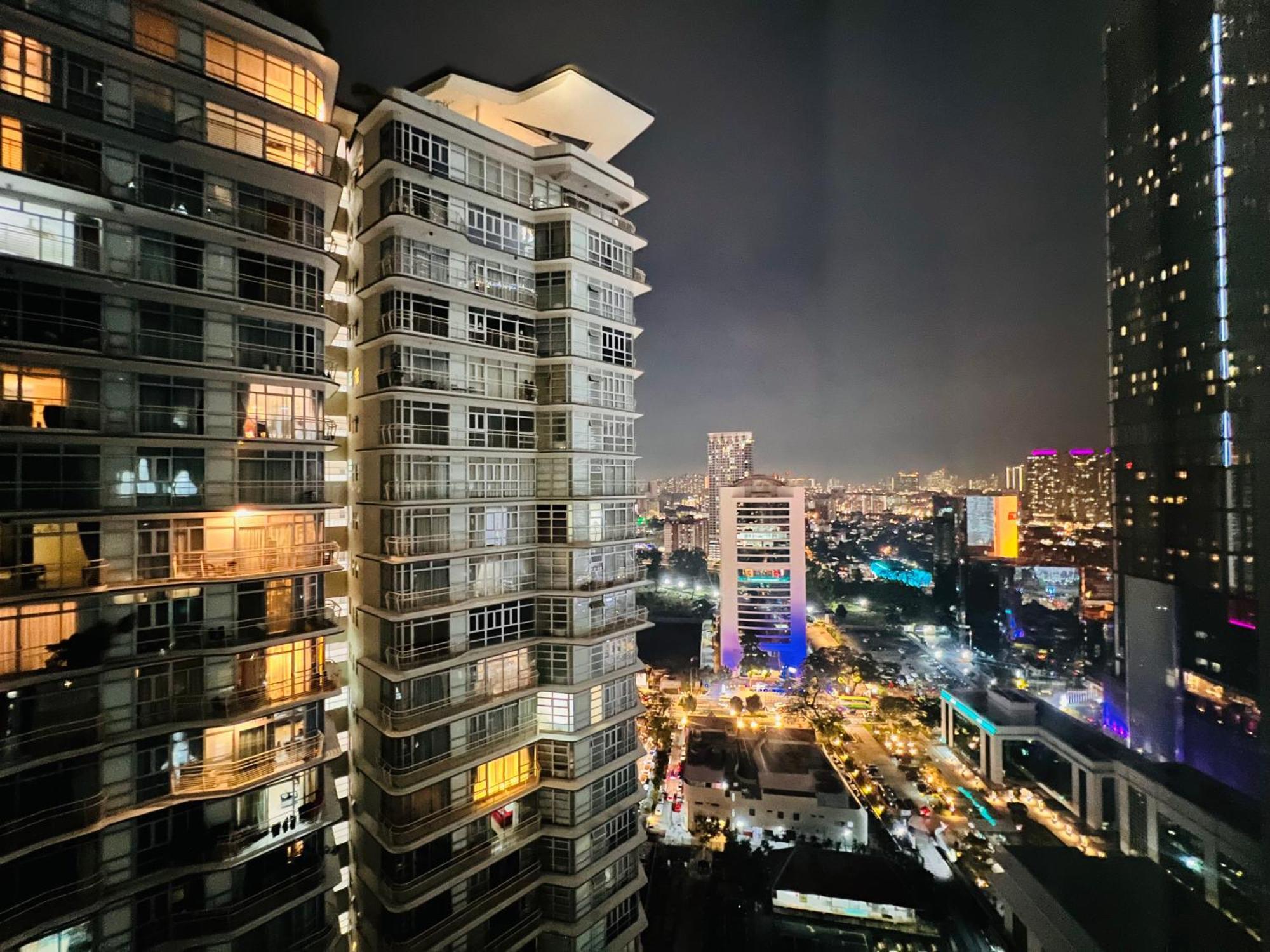 Sky At Klcc By Mitstay Apartment